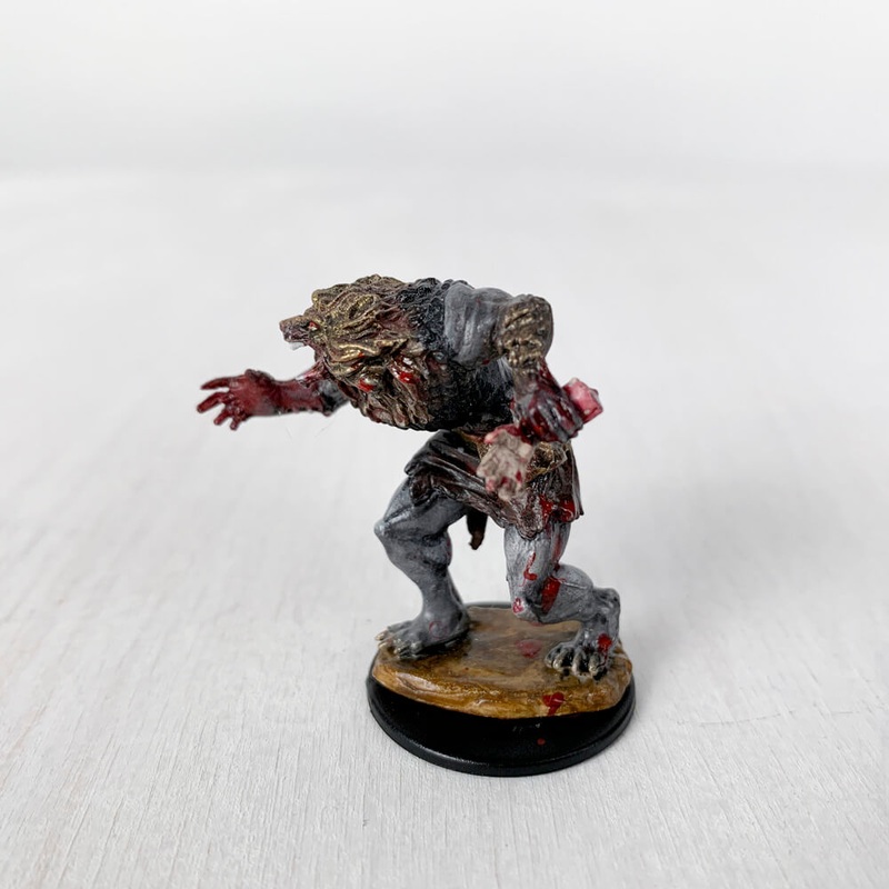 Pro Painted Miniature by Lauren Bilanko | Werewolf Manulo